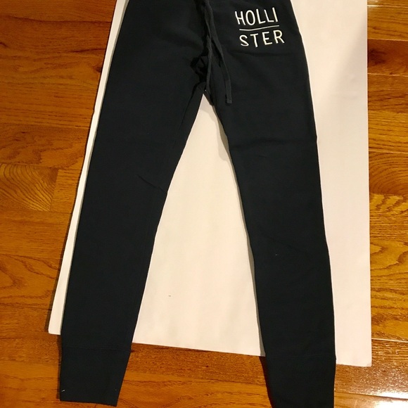 Holliester Sweatpants Size Xs - Picture 3 of 4